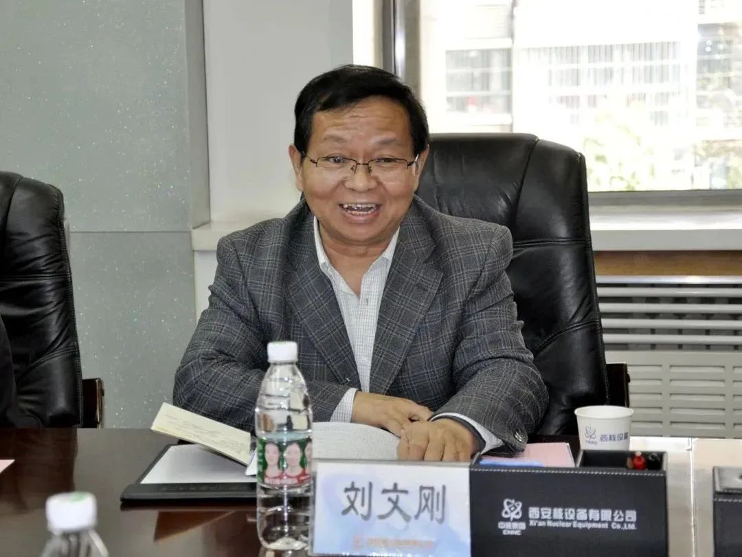 1681103869469160.jpg 00.jpg