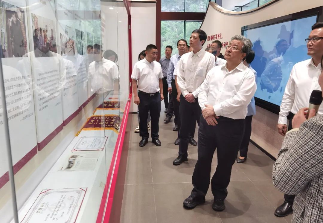 1682208604787147.jpg 00.jpg