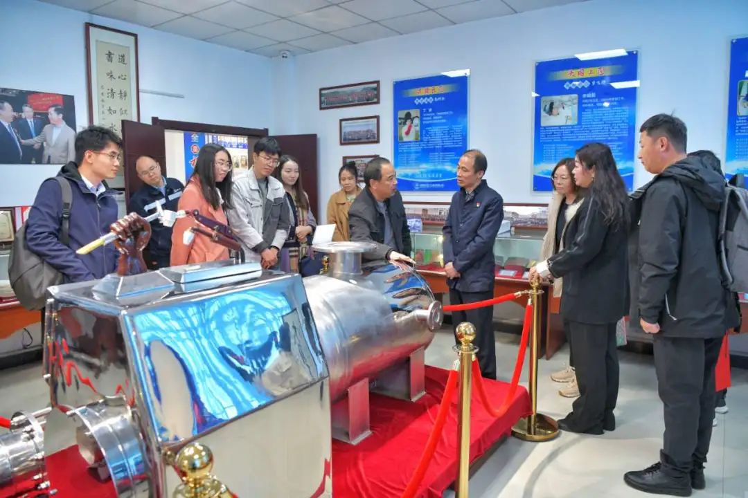 1700787378672367.png 640.png