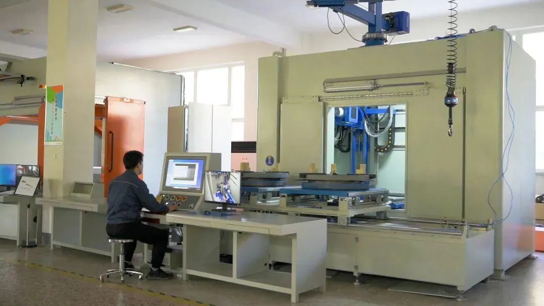 1701393589748303.jpg 640.jpg