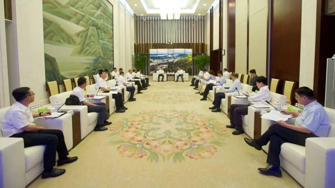 国家电投集团与中国一重集团座谈