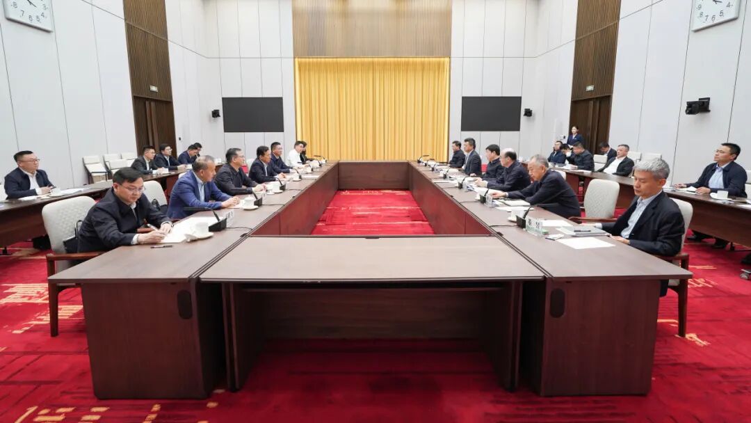 国家电投集团与国家电网公司举行工作会谈