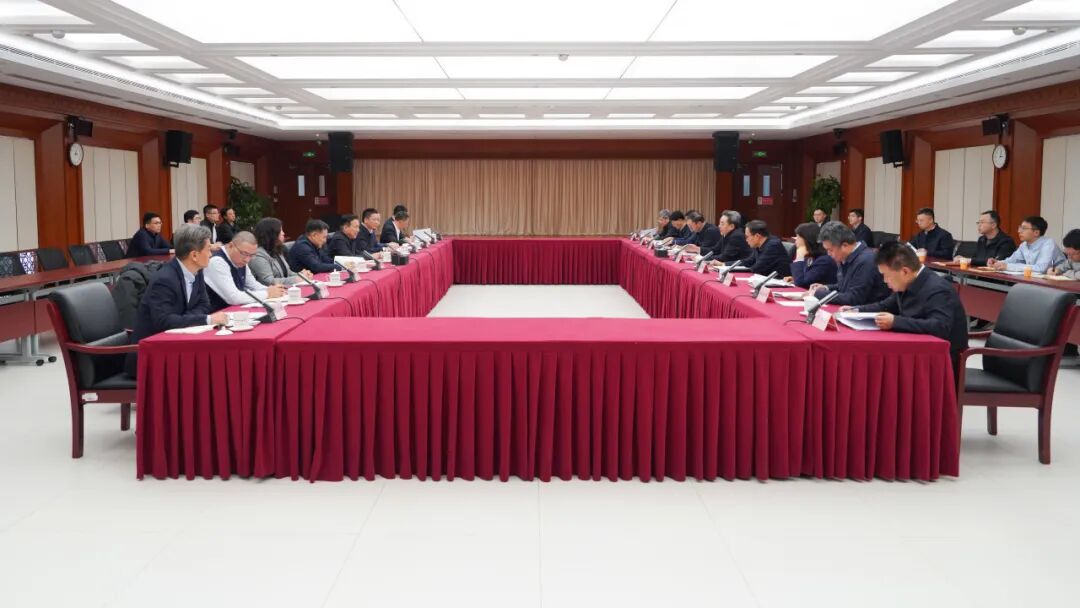 1770710176773551.jpg 6400.jpg