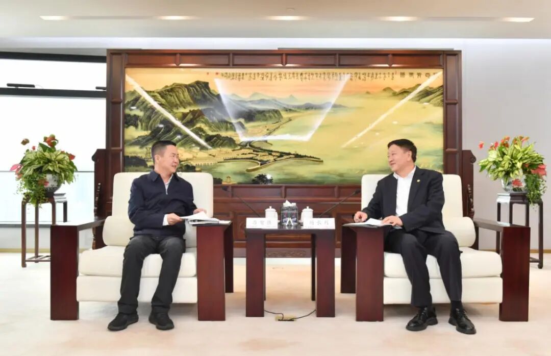 杨长利会见中国一重董事长吕智强一行